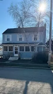 723 Park St, Waupun, WI 53963