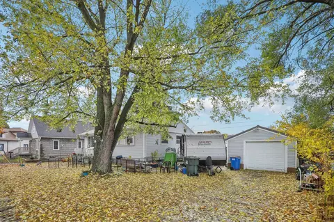 130 River St, Portage, WI 53901