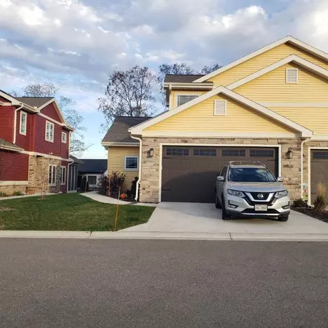 6666 Church Hill Ct, Deforest, WI 53532