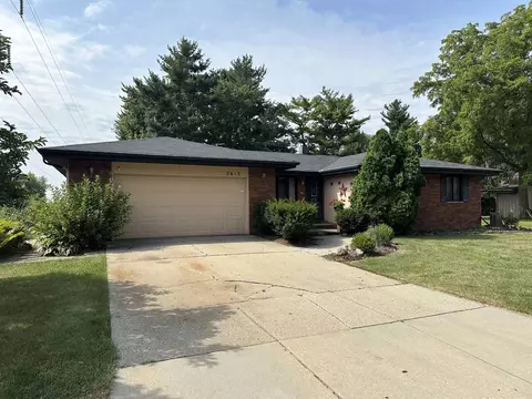 2613 Elizabeth St, Janesville, WI 53548