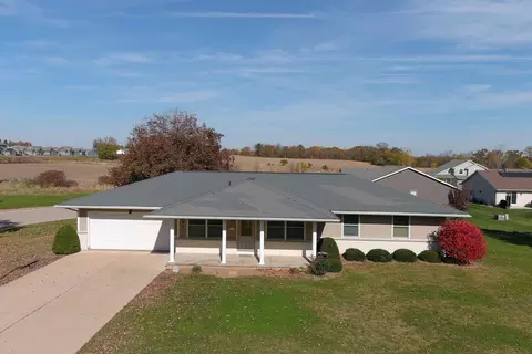 693 Prisk St, Belleville, WI 53508