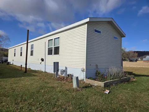 w5585 County Road Mm #134, La Crosse, WI 54601