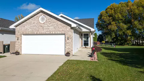 690 Ruxton Ridge Dr, Sun Prairie, WI 53590