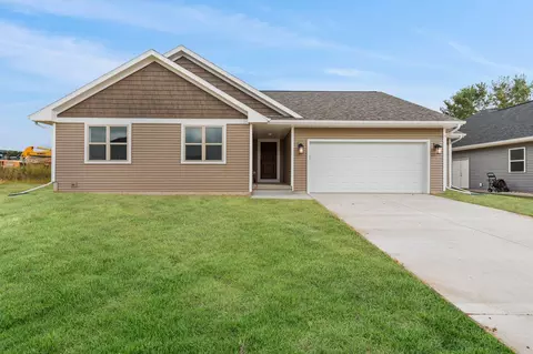 5706 Divine St, Madison, WI 53718