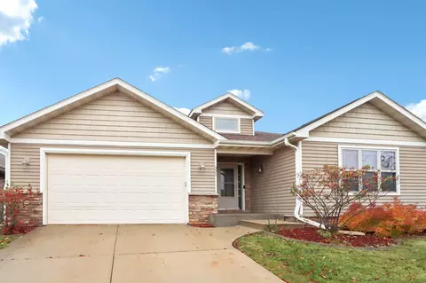 331 S Longfield Dr, Sun Prairie, WI 53590