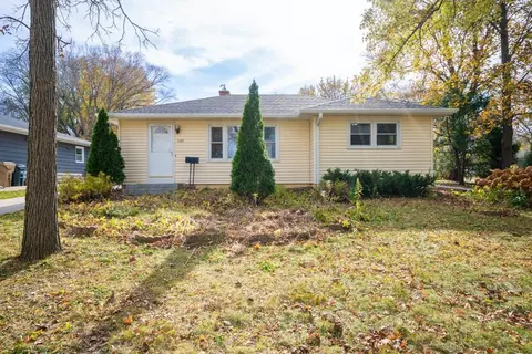 5349 Frosty Ln, Madison, WI 53705