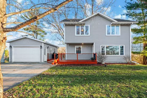 5065 W Clayton Rd, Fitchburg, WI 53711