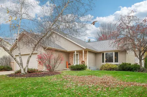 610 Corinth Trl, Madison, WI 53718