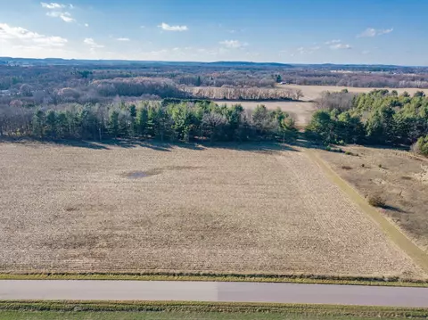 lot S 1 2 21st Ave, Mauston, WI 53948