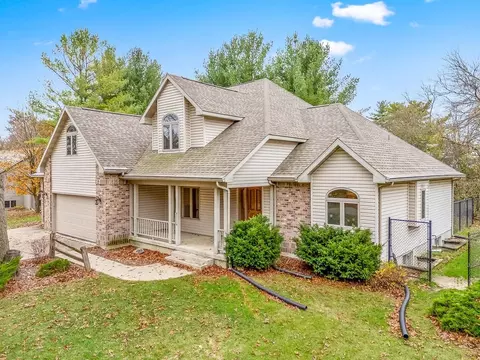W7243 W North Shore Drive, Portage, WI 53901