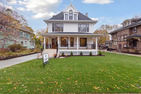 721 Park Ave, Beloit, WI 53511