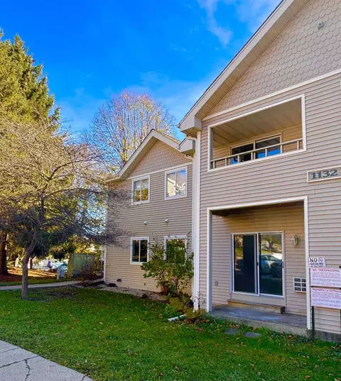 1132 Morraine View Dr #104, Madison, WI 53719