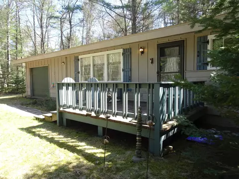 9675 Wayne Dr, Woodruff, WI 54568