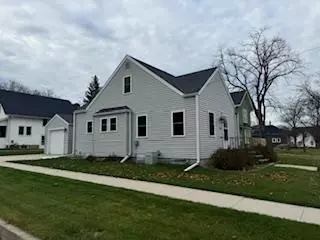 595 E Kinder St, Richland Center, WI 53581