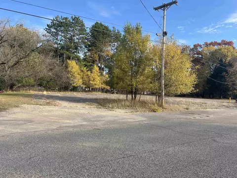 6 Grand Street # l5, Friendship, WI 53934