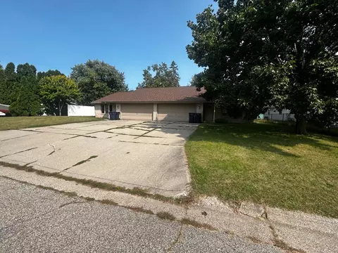 3310-3312 Colby Ln, Janesville, WI 53546