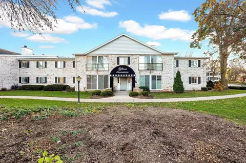 1517 Golf View Roa #D, Madison, WI 53704