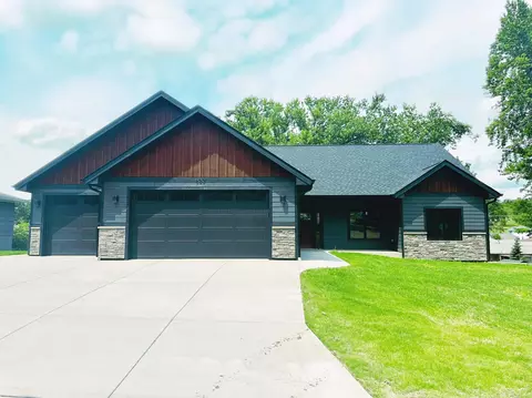 600 4th Ave, New Glarus, WI 53574