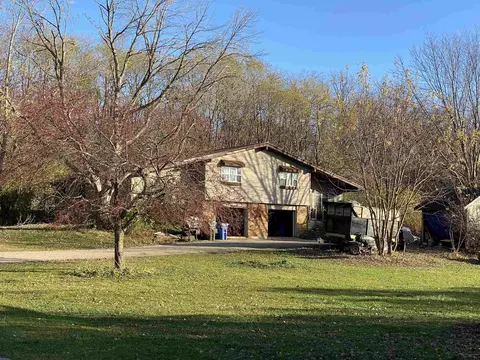 3794-3796 Timber Ln, Verona, WI 53593