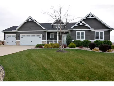 7514 Lily View Ln, Columbus, WI 53925