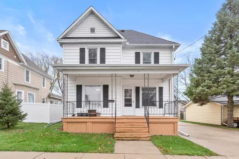 107 Gould St, Beaver Dam, WI 53916