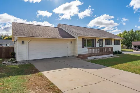 2224 Reinhardt Ct, Reedsburg, WI 53959