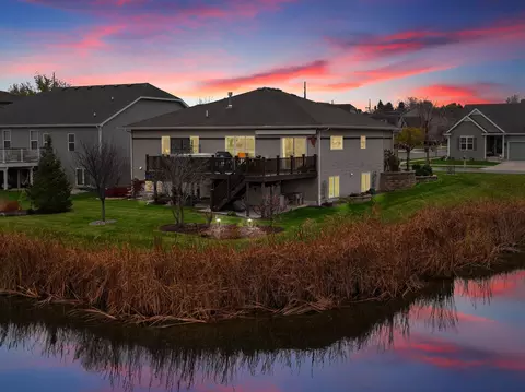 6202 Eagle Cave Dr, Mcfarland, WI 53558