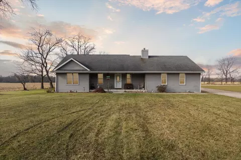 7505 N Vickerman Rd, Milton, WI 53563