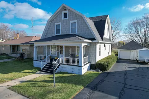 331 S James Ave, Reedsburg, WI 53959