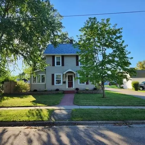 71 Rankin St, Fort Atkinson, WI 53538