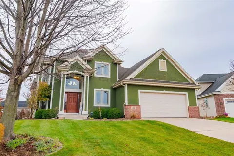 336 Oakmont St, Oregon, WI 53575