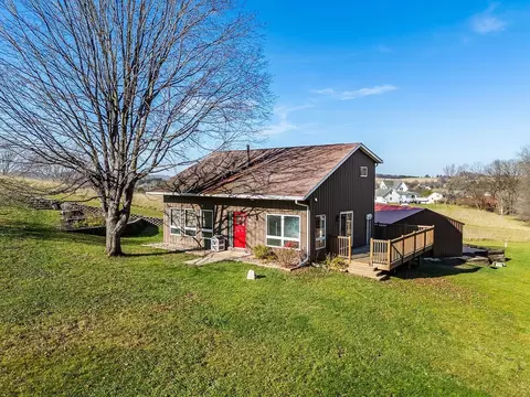 s1282 Colt Court, La Valle, WI 53941