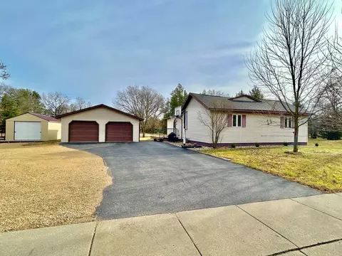 316 S Werner St, Adams, WI 53910