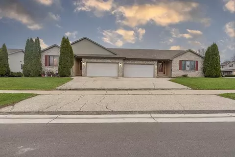 3408 Crabapple Ln, Janesville, WI 53548