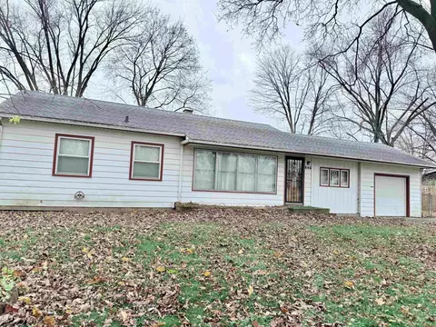 846 E Welty Ave, Beloit, WI 53511