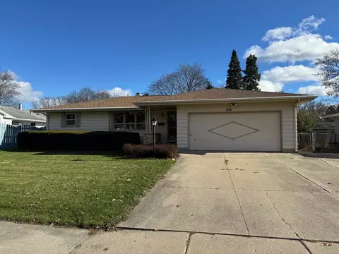 1816 N Concord Dr, Janesville, WI 53545