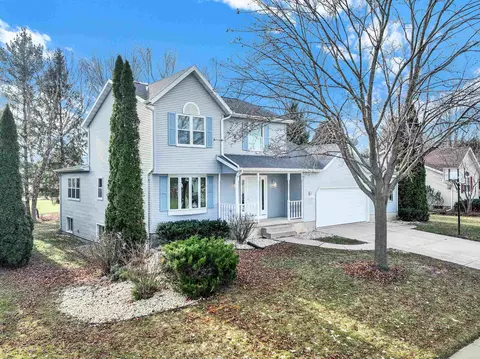515 Sleepy Hollow Ln, Marshall, WI 53559