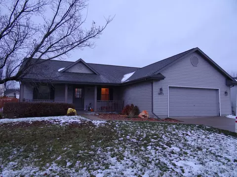 3871 Labrador Dr, Janesville, WI 53546
