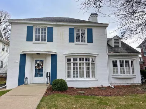 613 College St, Beloit, WI 53511