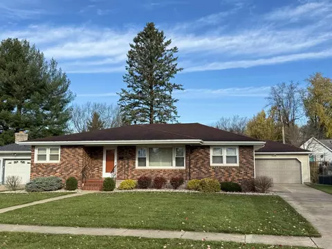 436 Deforest St, Deforest, WI 53532