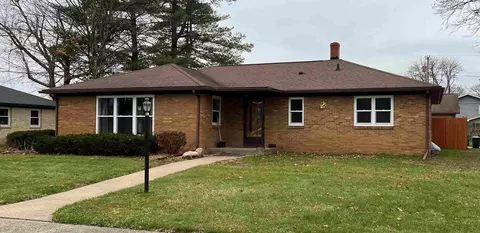 509 S Buchanan St, Prairie Du Chien, WI 53821