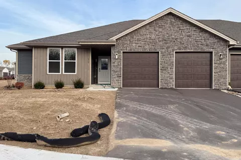 334 Stricker Way, Edgerton, WI 53534