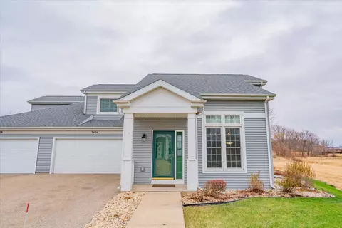 3426 S Stone Creek Cir #29, Madison, WI 53719