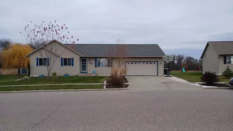 204 Dessa Rain Dr, Reedsburg, WI 53959
