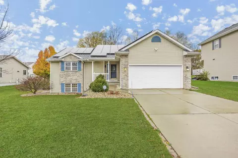 360 Kelvington Dr, Sun Prairie, WI 53590