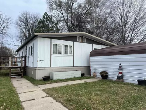 510 Lincoln St #L29, Mauston, WI 53948