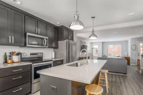 2637 Wildcat Dr, Fitchburg, WI 53711