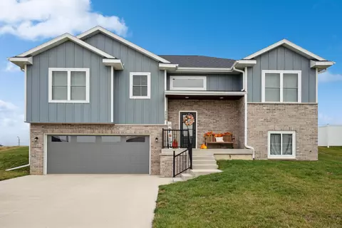 3428 Amandas Way, Cuba City, WI 53807