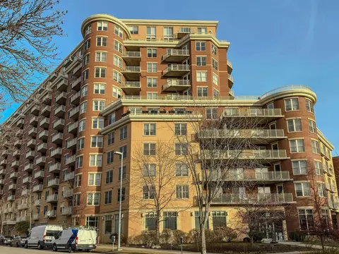 333 W Mifflin St #2040, Madison, WI 53703
