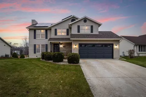 6040 Perrot Pl, Mcfarland, WI 53558